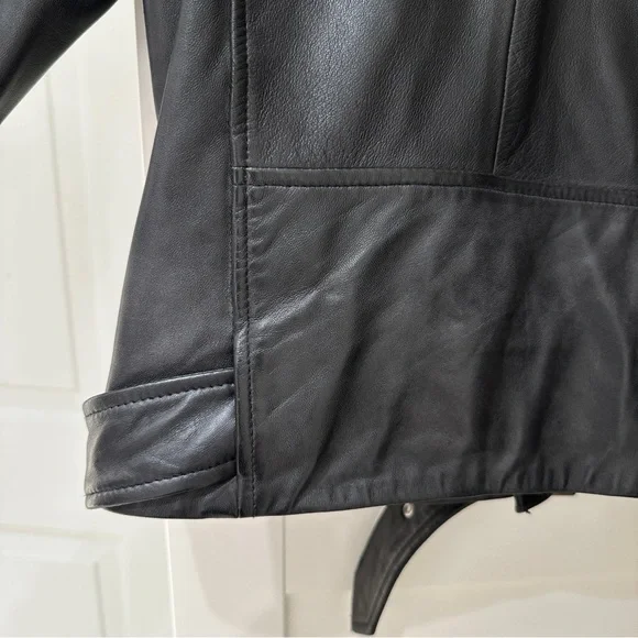 Leather jacket - Picture 7 of 7